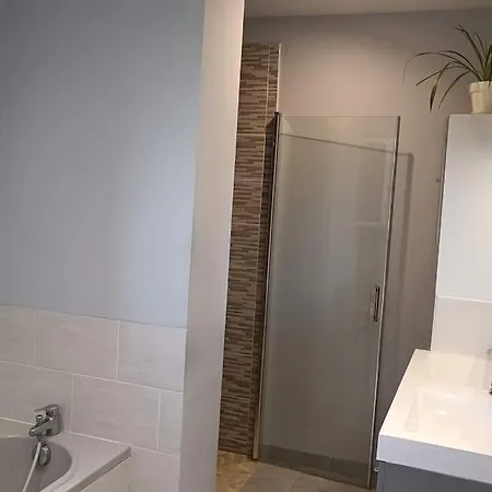 Maison Avec 4 Avec Piscine 3* Villevieille