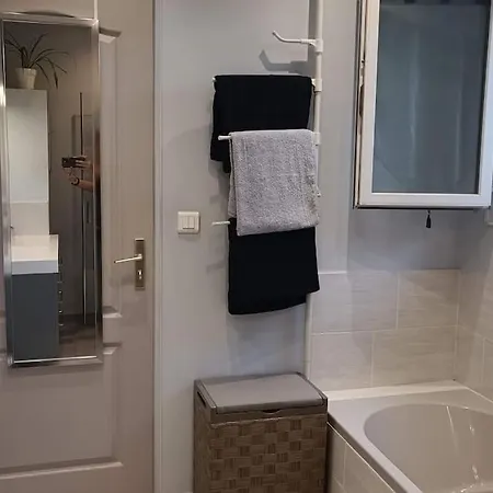 Maison Avec 4 Avec Piscine 3*