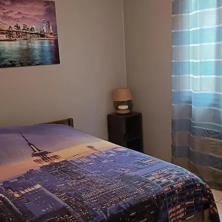 Maison Avec 4 Avec Piscine 3* Villevieille